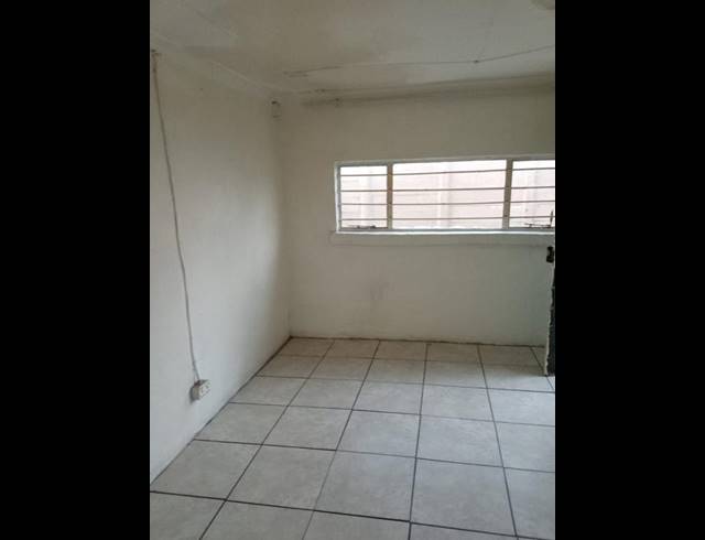 1 BEDROOM PROPERTY TO RENT IN GREENHILLS